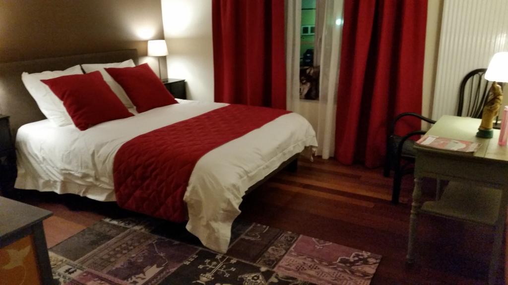 La Chouette Maison - Chambres D'Hotes Et Gite En Ville Remiremont Habitación foto